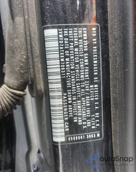 2019 Volkswagen Beetle S z USA, uszkodzony, nr VIN 3VWFD7ATXKM706311